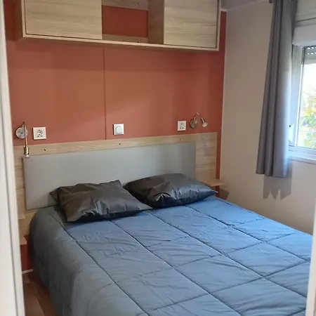 Mh 511 3chambres Et 2 Salles De Bain Dans 4 Etoiles * サン・ジュリアン・アン・ボルヌ