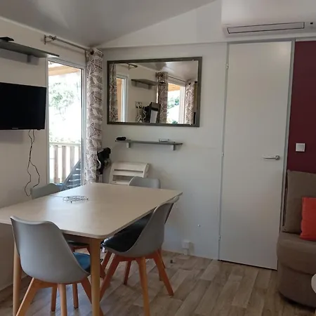 Mh 511 3chambres Et 2 Salles De Bain Dans 4 Etoiles キャンプ場 *